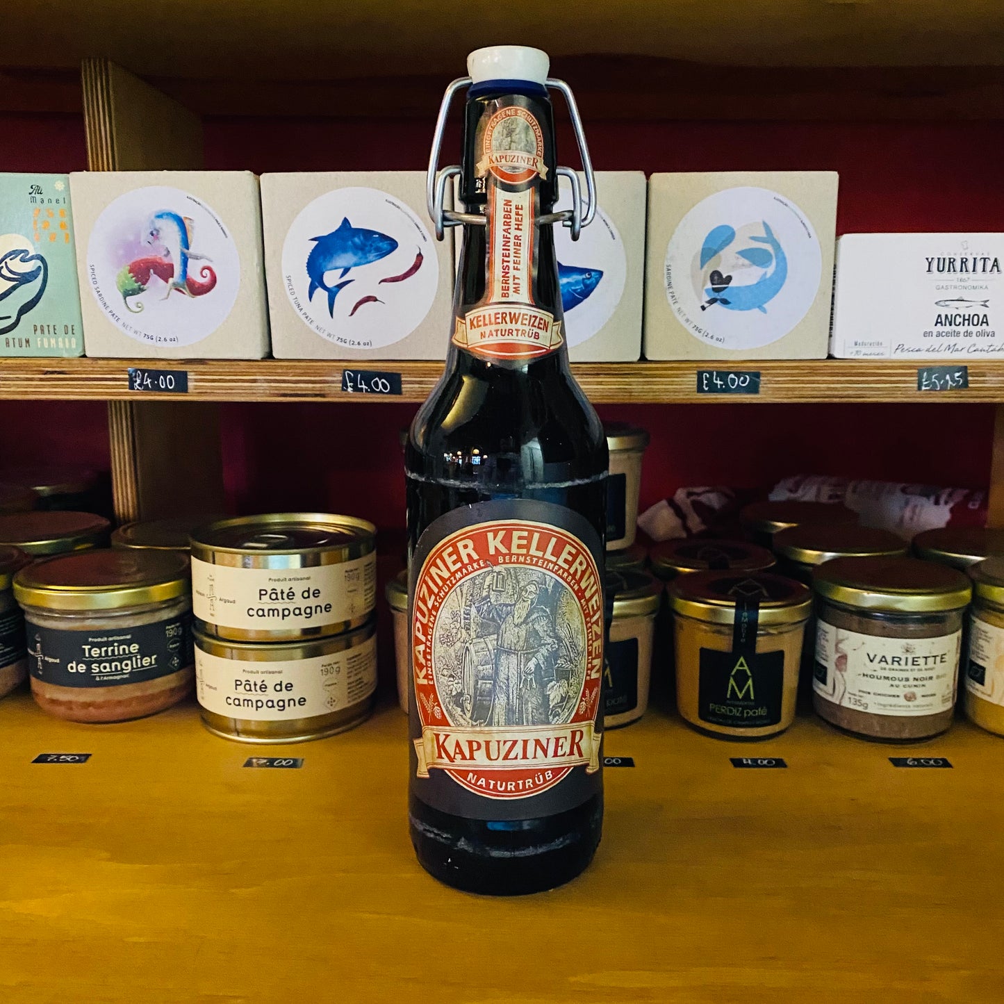 Kulmbacher Brauerei - Kapuziner Kellerweizen Naturtrüb - Wheat Beer - 5.1% - 500ml Bottle