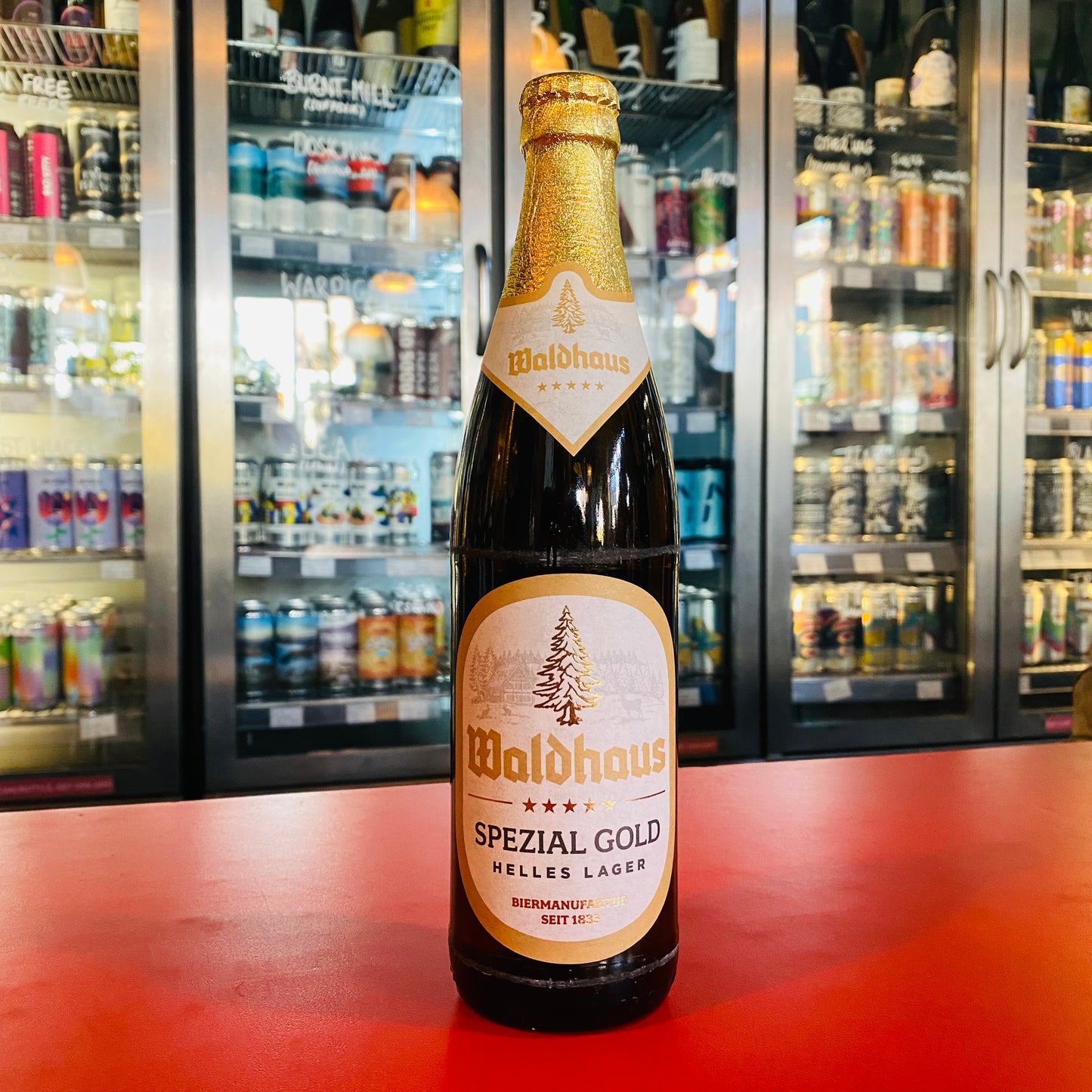 Waldhaus - Spezial Gold - Helles Lager - 5.6% - 500ml Bottle