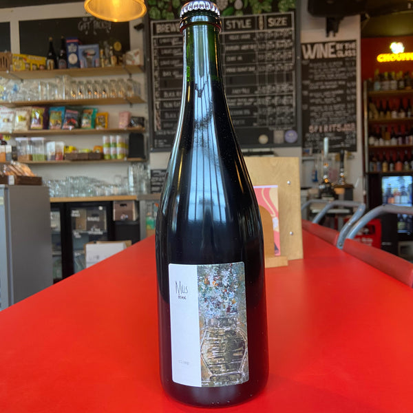 Mills Brewing - Clomp - Spontaneously Fermented Red Ale - 6.8% - 750ml Bottle