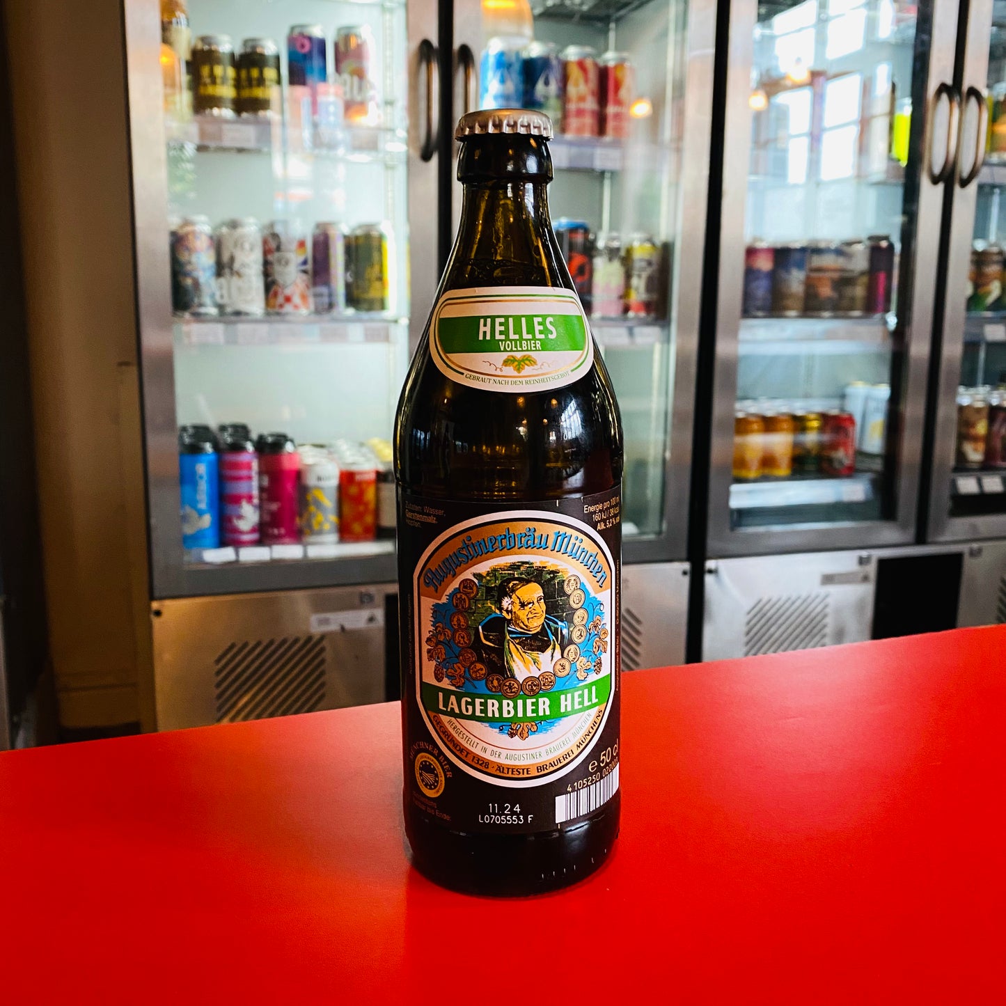 Augustiner - Lagerbier Hell - Helles Lager - 5.2% - 500ml Bottle