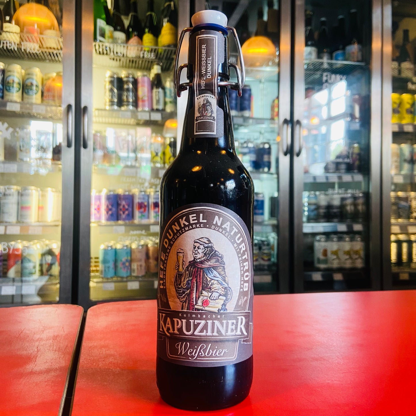 Kulmbacher Kapuziner - Weissbier Hefe Dunkel Naturüb - Dunkel Weisse - 5.1% - 500ml Bottle