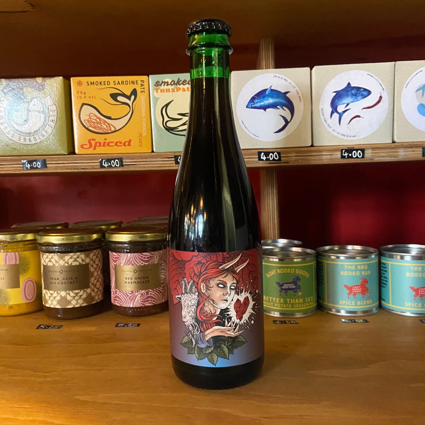 Holy Goat - Goat Witch 2025 - Barrel Aged Flanders Red w/ Tayberries - 7.1% - 375ml Bottle