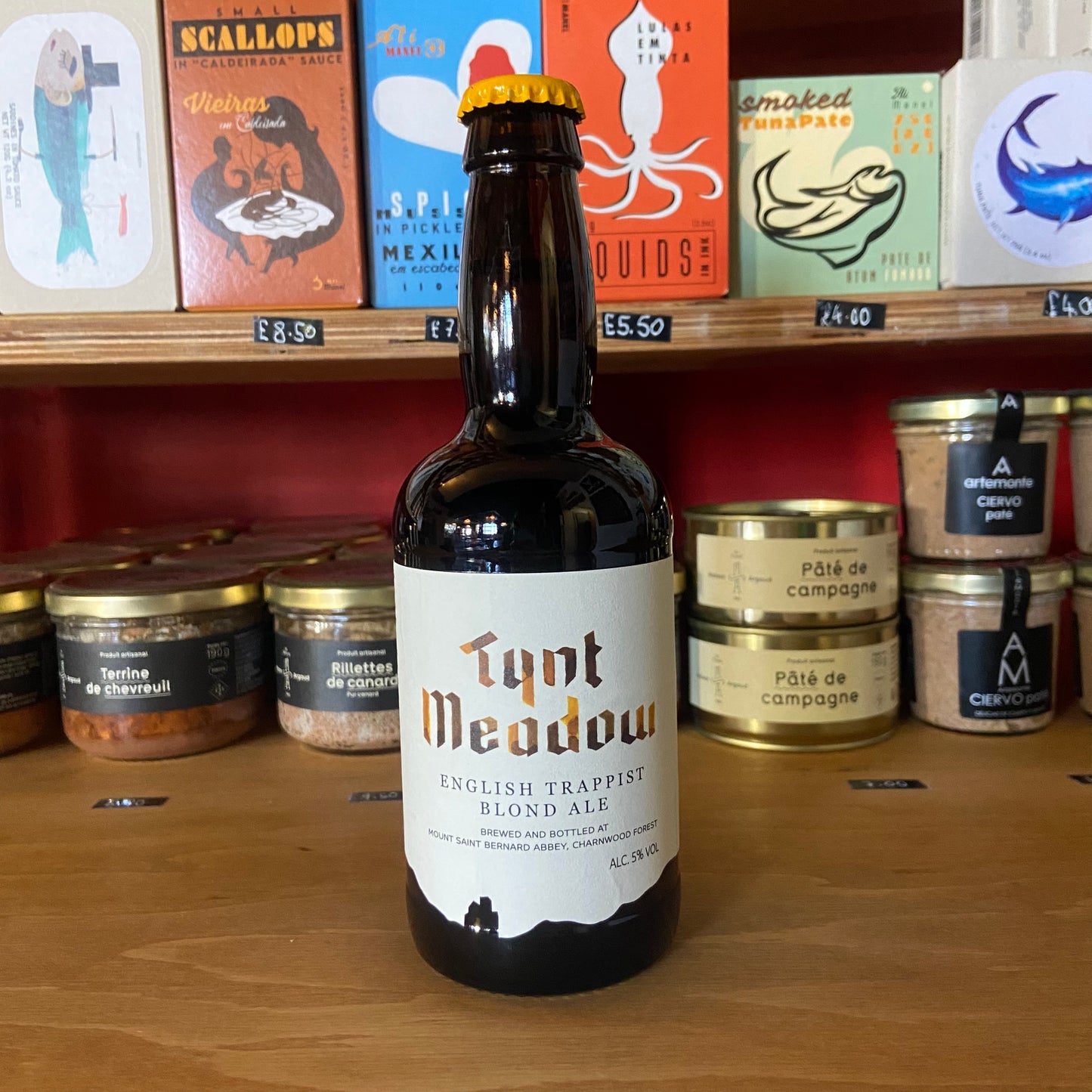 Tynt Meadow - English Trappist Blond Ale - Belgian Blond - 5.0% - 330ml Bottle